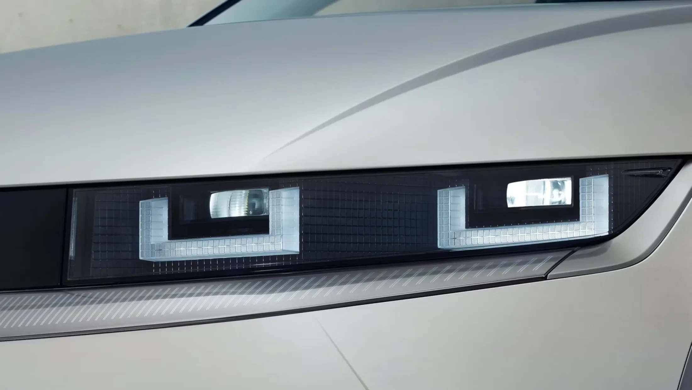 Hyundai IONIQ 5 lights