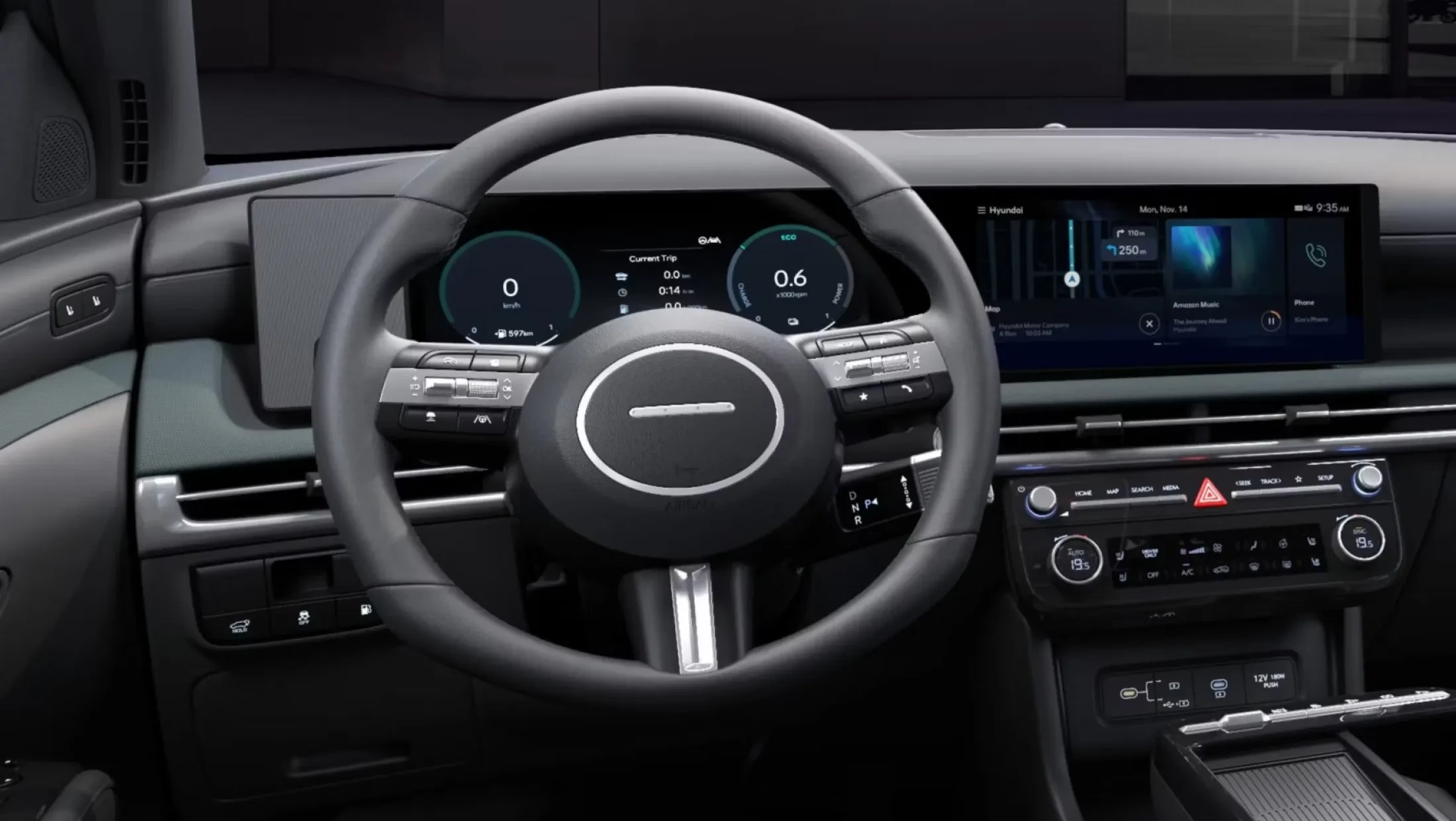 Hyundai Tucson Hybrid dashboard