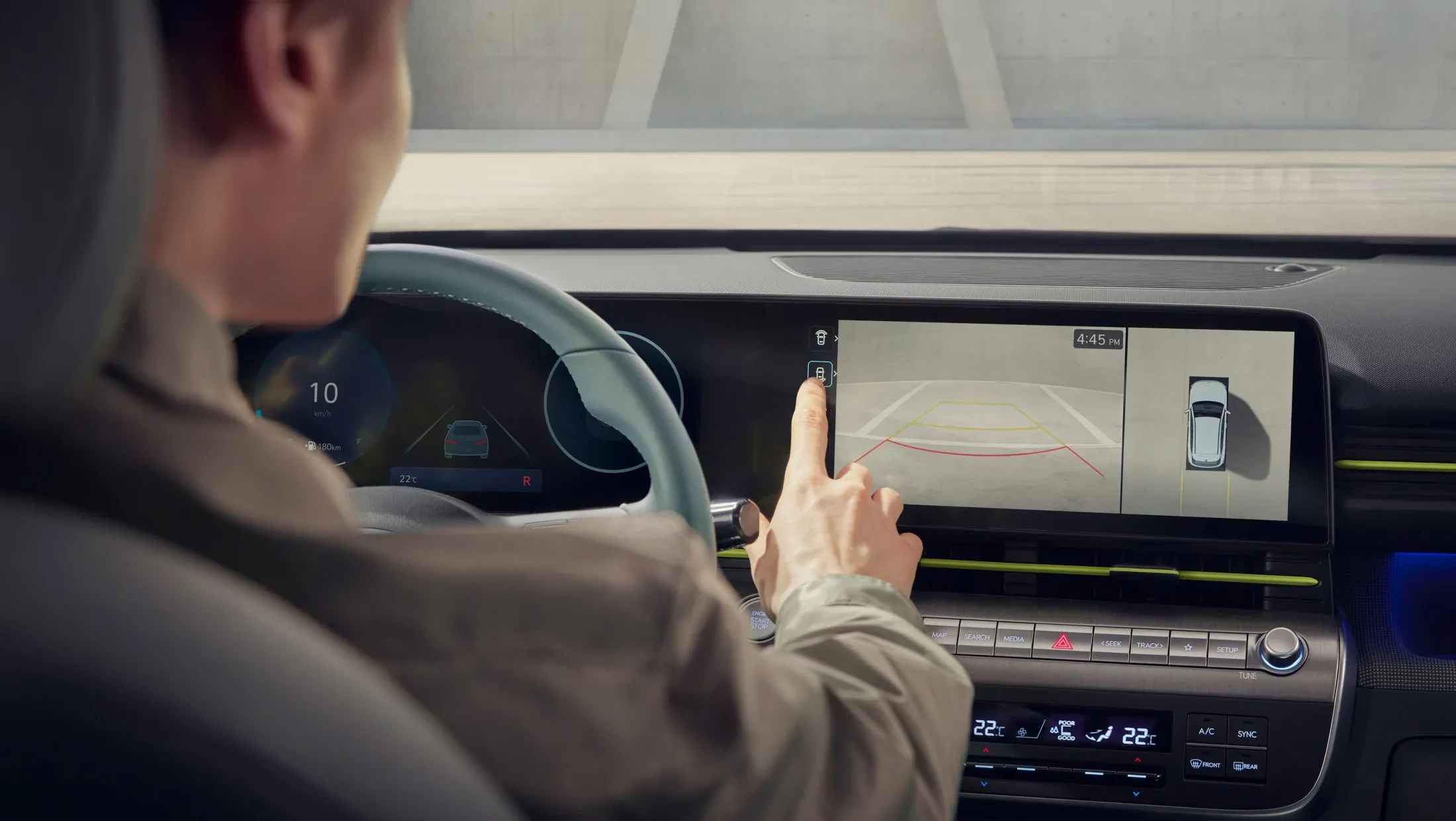 KONA Mild-Hybrid touchscreen