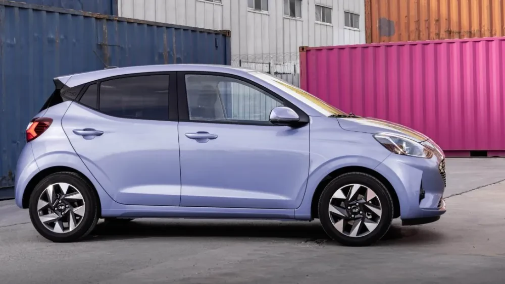 Van der Linden Groep Hyundai i10 zijkant